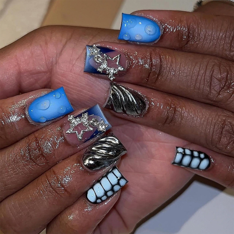 Ocean Blue Vignette Wear Armor Pearl Powder 3D Water Ripple Manicure False Nail Star Chain Design Wearable Armor