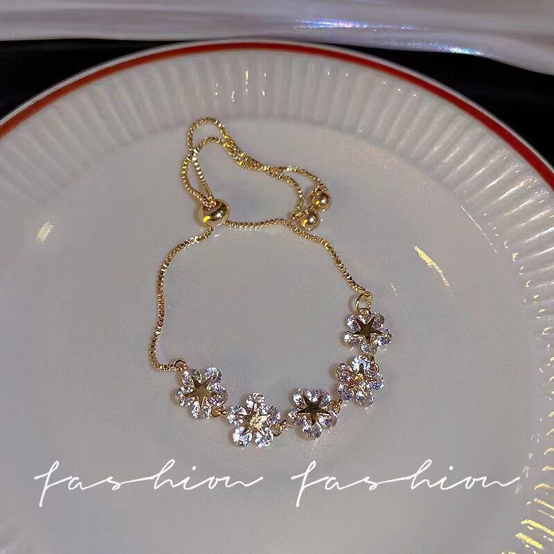 Explosive zircon flower bracelet female online celebrity bracelet Korean version of simple niche design personality bracelet jewelry cheap Explosive zircon flower bracelet female online celebrity bracelet Korean version of simple niche design personality bracelet jewelry cheap