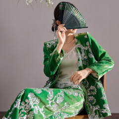 秋冬新作 中華風刺繍 立体ビーズ装飾 国風ジャケットとスカート シルクベルベットセット N10252025 新モデル