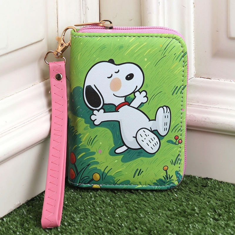 Snoopy lying on the lawn