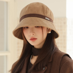 女性用の秋冬のファッショナブルな帽子、カジュアルで多用途なコーデュロイフィッシャーマンハット、レトロな暖かい盆地帽子、大きな頭囲、顔が小さく見える