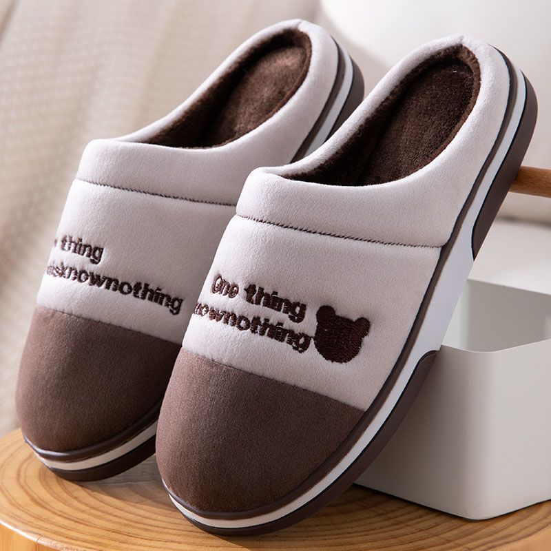 Nuevas Zapatillas de algodón para hombres de invierno de fondo grueso antideslizante interior cálido Zapatillas de casa pareja de mujeres Zapatillas de lana en casa