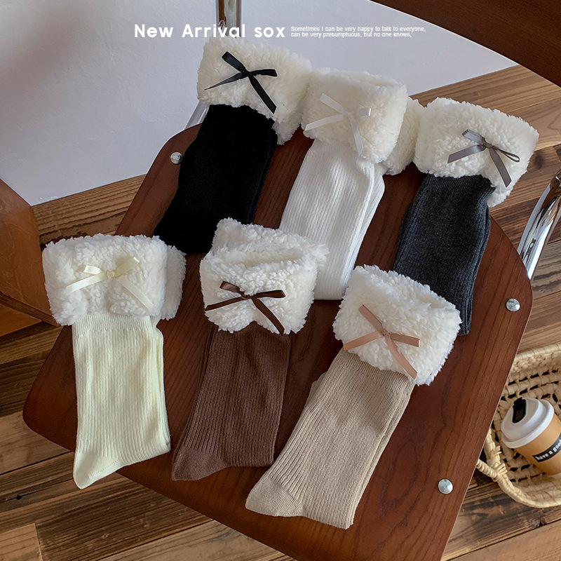Peludo para niños invierno y otoño arco Lolita media calcetines lindas niñas calcetines de algodón cálido de cordero blanco