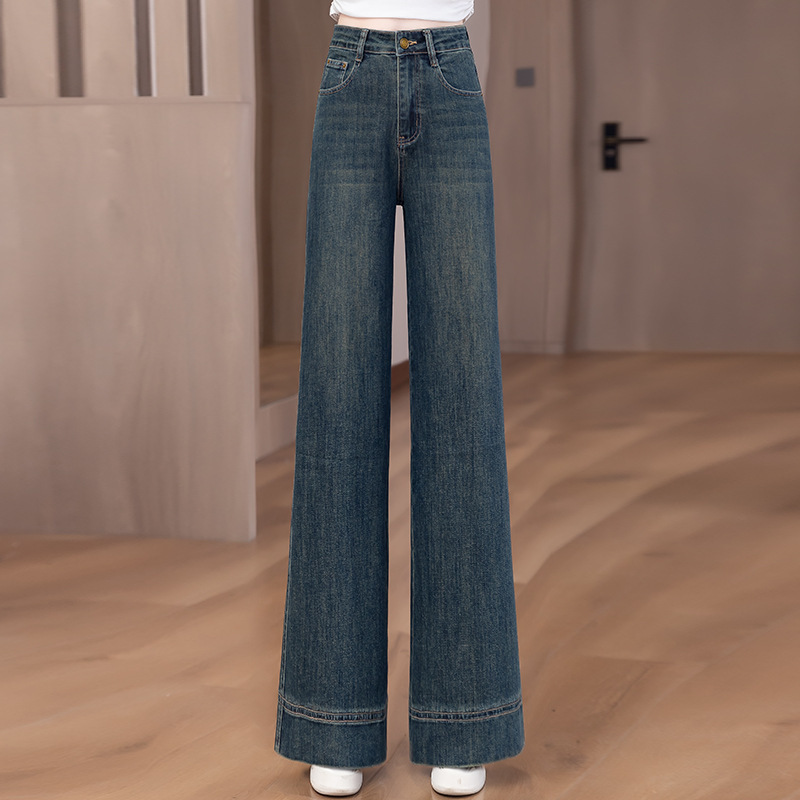 Minimalist Style Jeans for Women, Autumn and Winter 2025 New Fashion, Petite High-Waisted Loose Flare Pants