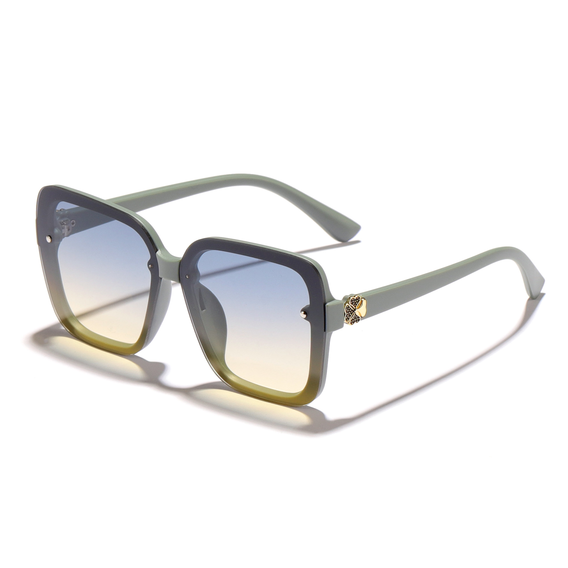 2024 nuevas gafas de sol de lujo ligeras con marco generoso transfronterizo para mujeres, modelos de pasarela europeos y americanos, gafas de sol al aire libre de moda de moda