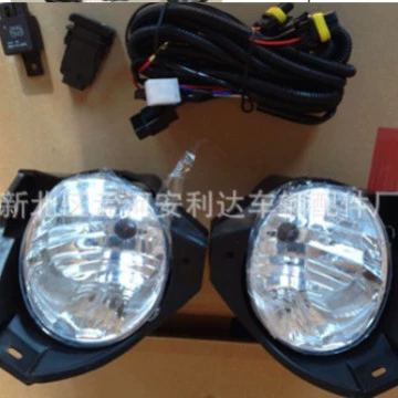 Противотуманная фара Hilux Vigo 2012 PZ060-0K008 212-2084P-AE