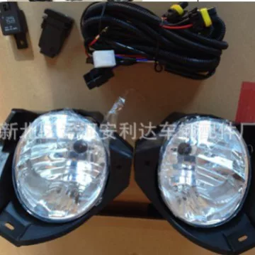 Противотуманная фара Hilux Vigo 2012 PZ060-0K008 212-2084P-AE