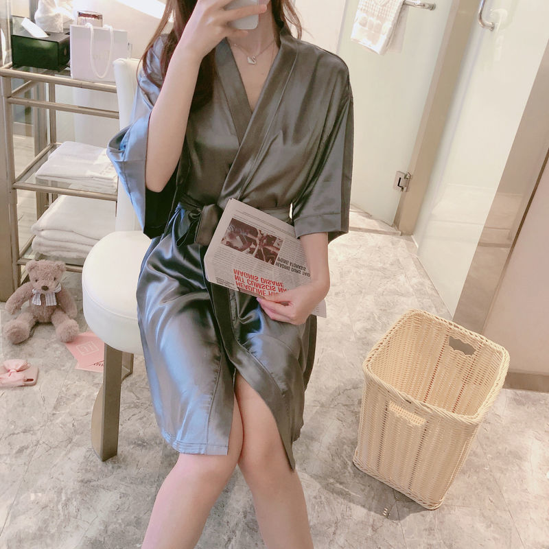 Camisón de otoño e invierno, dama de honor de seda de hielo femenino, bata de la mañana, bata de baño sexy, estilo de hotel, servicio a domicilio suelto de gran tamaño para damas