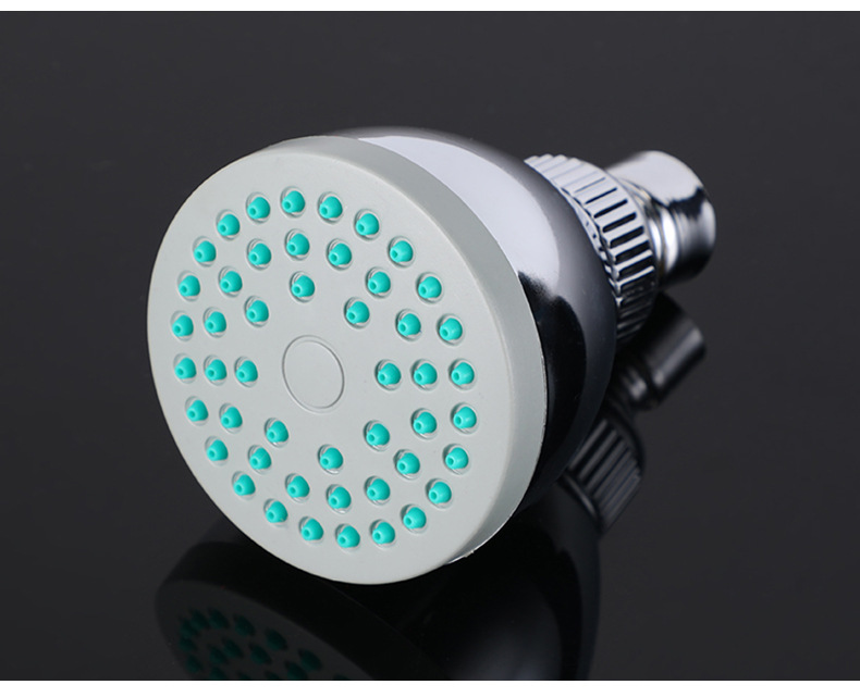 The hotel bathroom is equipped with a household shower head, a circular shower head, and a detachable shower head for bathing. 4 points undefined