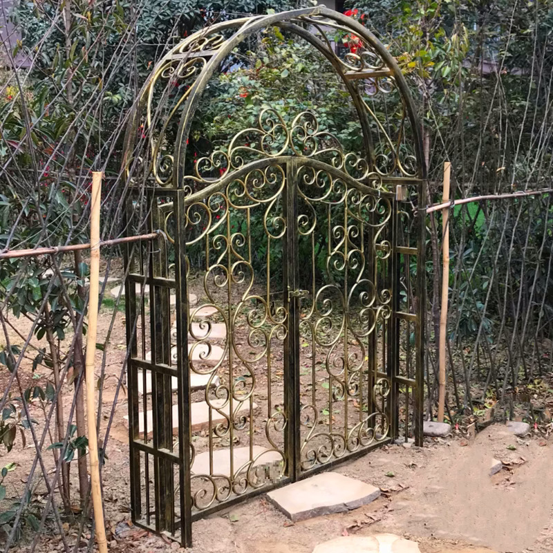 European Garden Door Arch Flower Stand Door Iron Courtyard Door Outdoor Climbing Frame Yard Small Door Villa Gardening Door