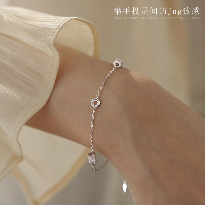 轻奢小蛮腰手链女精致时尚百搭气质小众设计高级感日常通勤手饰品|undefined