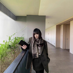 时髦感100羊毛粗纺港花呢毛呢外套女2025冬季新款廓形西装套装裙