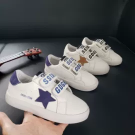 童板鞋;童运动鞋;童皮靴