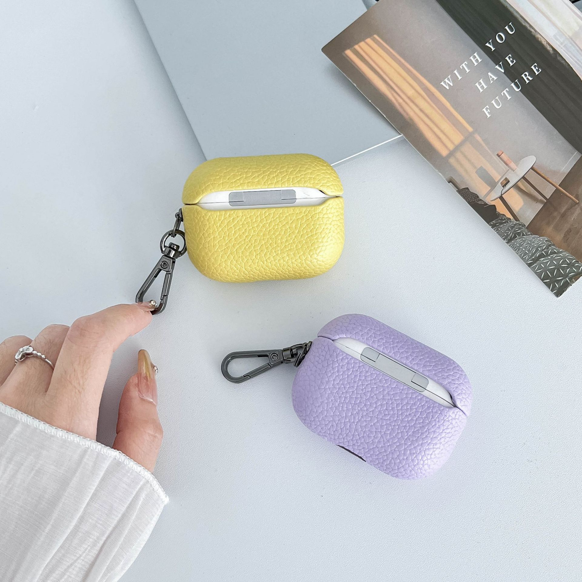 35g Weight iPhone Applicable Brands Bluetooth earbuds case Classification tpu Material Solid Color Pattern Vintage Style, Simple Style Style Injection Molding Craft Tpu Solid Color Injection Molding Vintage Style Simple Style Bluetooth Earbuds Case Phone Accessories 7