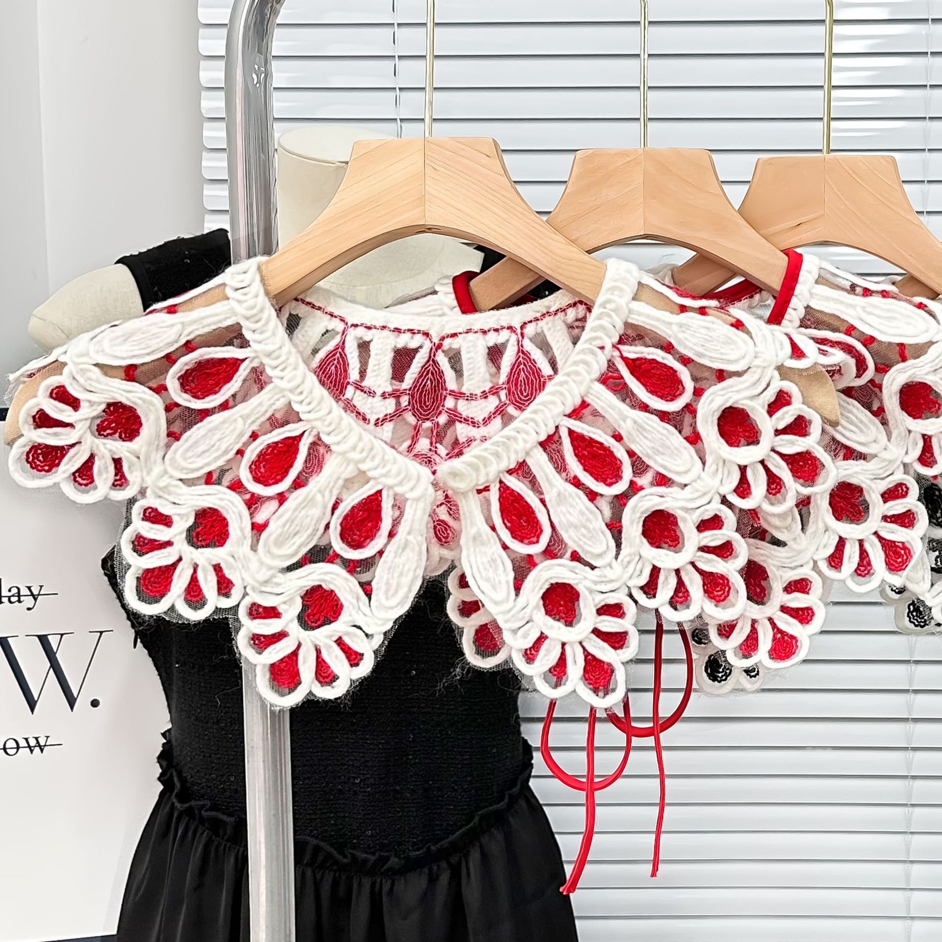 Europa y los Estados Unidos explotaron lana tejida hueca otoño invierno lazos florecidos suéter de cuello falso abrigo accesorios de ropa de primavera image 11