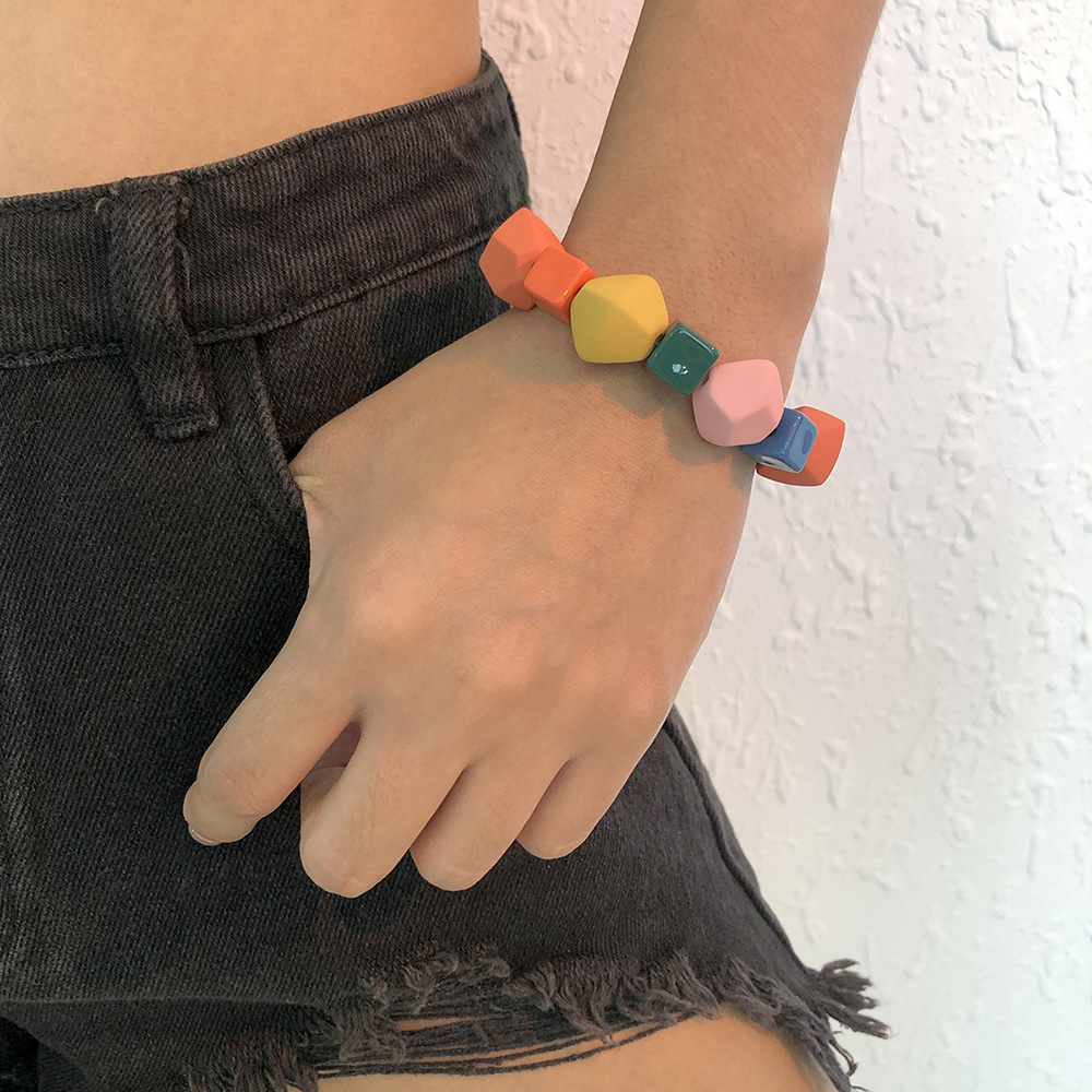 Simple Color Geometric Resin Bracelet display picture 2