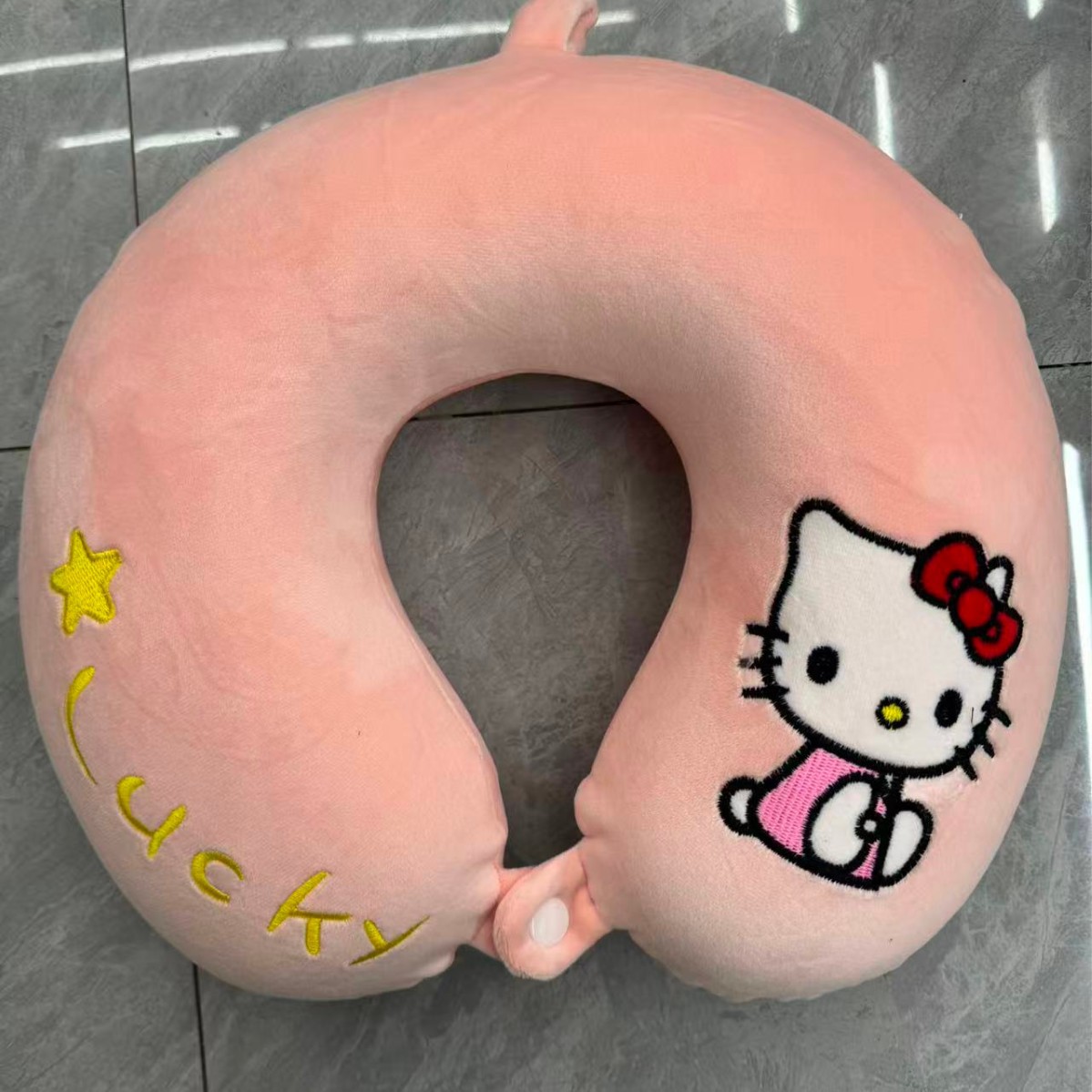 Almohada en forma de U al por mayor transfronteriza de algodón de memoria doble pico desmontable una variedad de almohada de siesta en avión almohada portátil de protección del cuello almohada