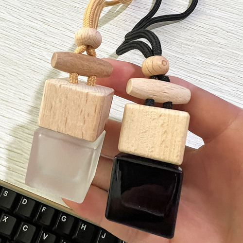 Black Car Air Freshener Scented Oil Bottle Jug Wood Aroma Diffuser Car Air Freshener Ornament Rearview Mirror Pendant Decor