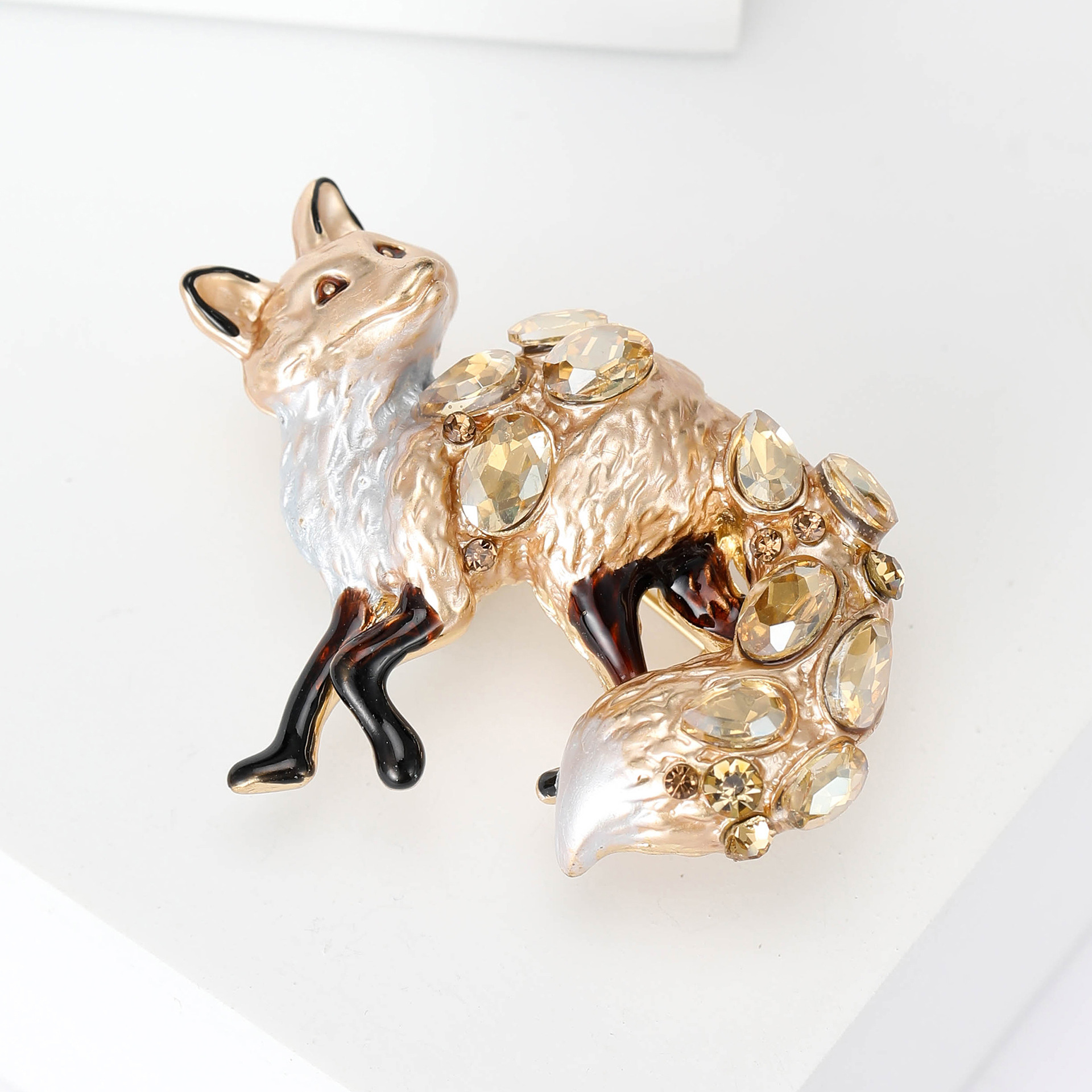 15g Weight Brooches Classification Holiday, Banquet Occasion Alloy Material Fox Pattern Women's Gender Casual, Elegant, Lady Style Casual Elegant Lady Pin Fox Alloy Women's Brooches 14