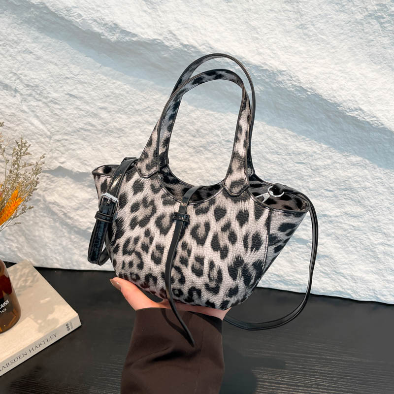 高级感复古豹纹包包女2025新款时尚手提包菜篮子大容量休闲斜挎包