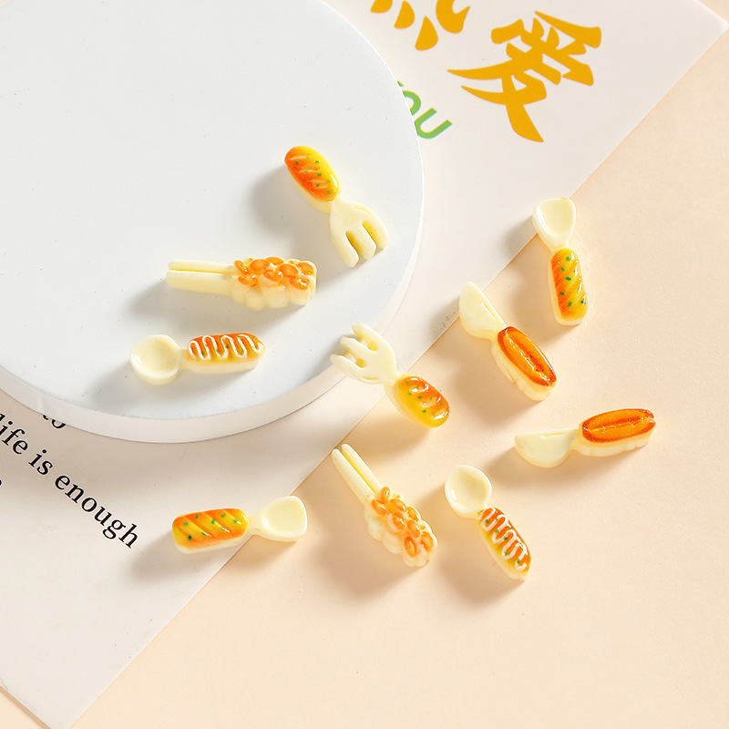 Bright Spoon Fork Simulation Food and Play Resin Small Accessories Handmade DIY Phone Case Cream Gel Hair Accessories