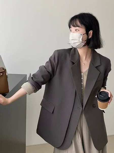 2025 High-End Gray Small Suit Jacket for Women Korean Style Double Placket Design Niche Small Casual Elegant