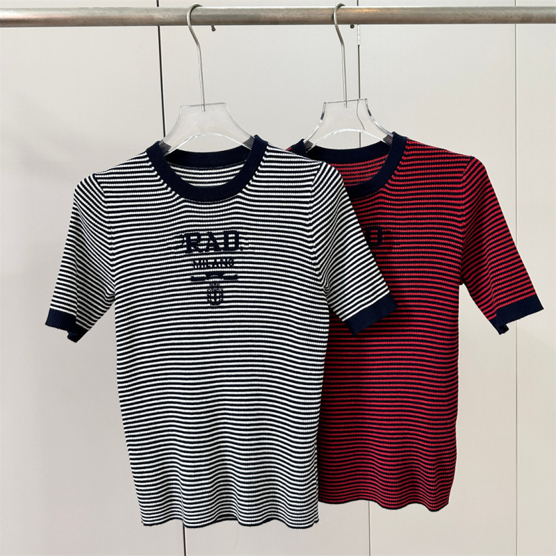 Nanyou High-End Version Spring/Summer New Letter Jacquard Striped Knit Short-Sleeve Top with Iconic Letter Jacquard on the Chest Nanyou High-End Version Spring/Summer New Letter Jacquard Striped Knit Short-Sleeve Top with Iconic Letter Jacquard on the Chest