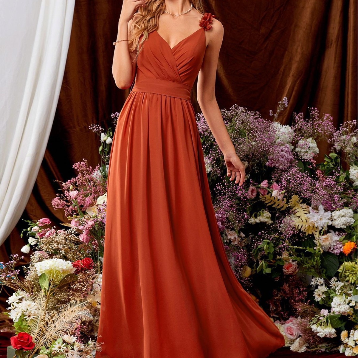 Cuello en V camisola vestido de noche de encaje plisado sin respaldo sexy elegante gran swing vestido de baile vestido de fiesta vestido de dama de honor primavera