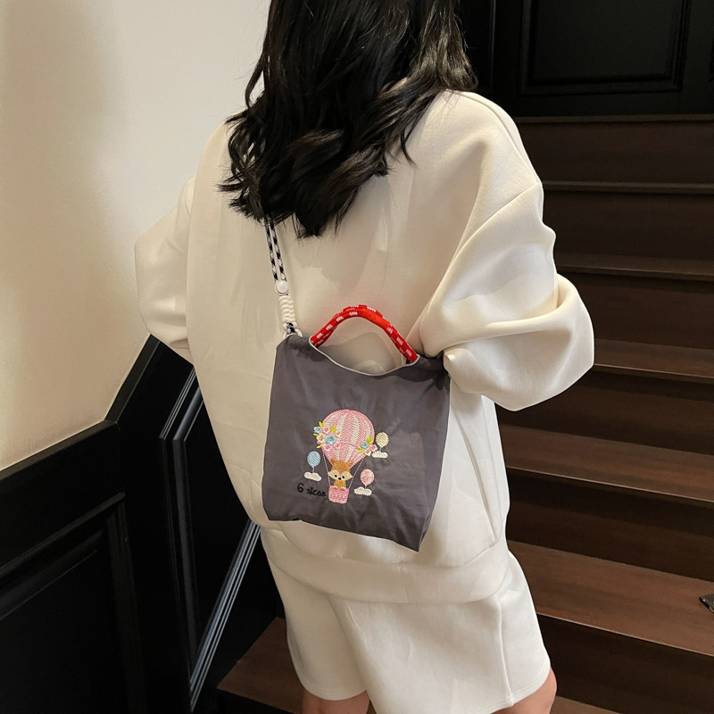 日系ファッション刺繍シングルショルダーバッグ|undefined