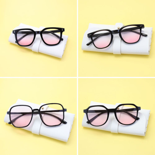 New Pure Desire Gradient Pink Blush Sunglasses for Women, Black Frame, Natural Makeup Look, Oversized Frame to Make Face Look Smaller