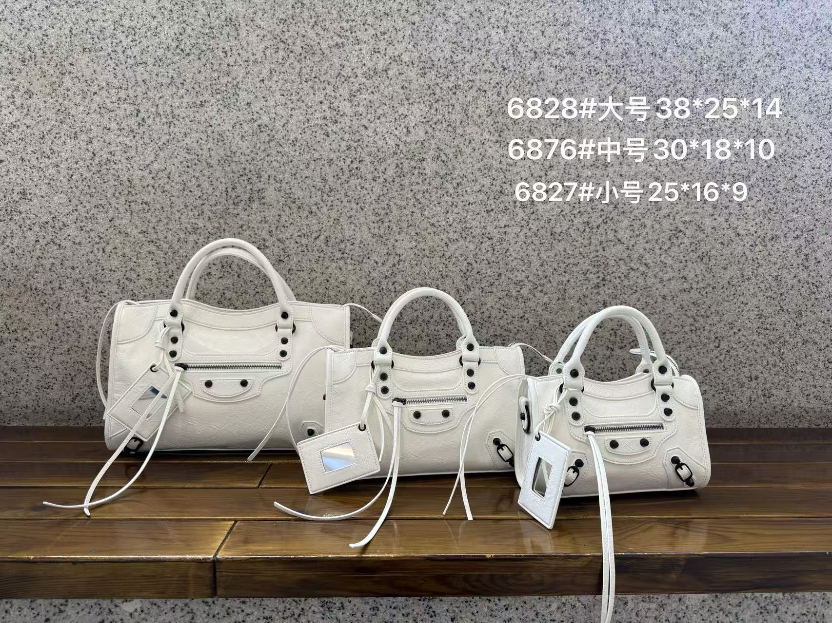 Trendy Motorcycle Style Women's Hot Girl High-Texture Large Capacity Handheld Tote Pillow Bag Retro Shoulder Crossbody Bag - Thumbnail 6