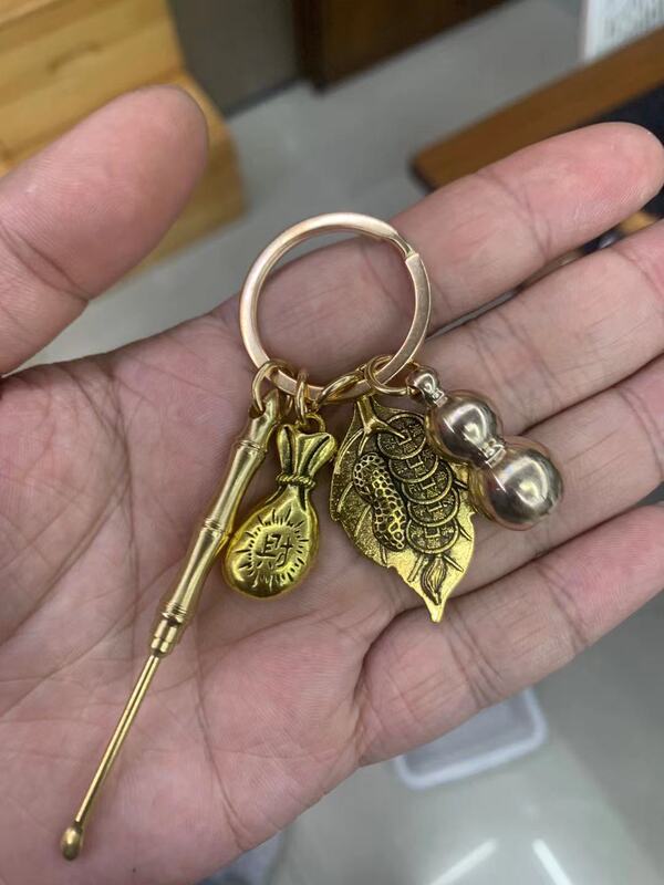 黄銅の小さい掛け物の自動車の黄銅の鍵はヒョウタンの五帝のお金の義烏の商品のソースの露店の小さい商品の銅器を掛けます。|undefined