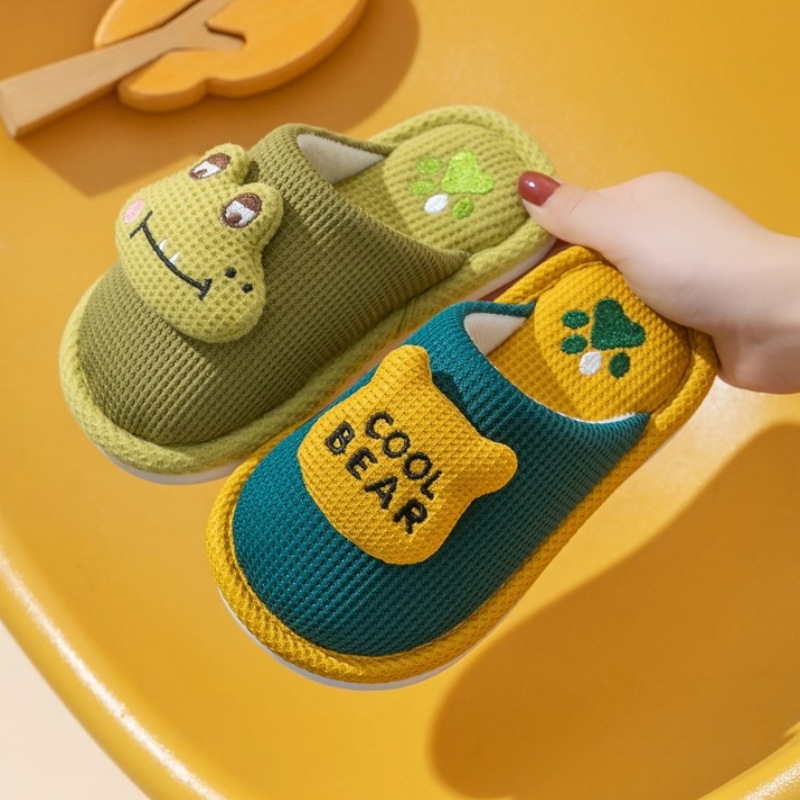 Children's Cotton Slippers for Boys and Girls in Autumn and Winter for Kidsren and Babies at Home Indoor Non-Slip Spring & Fall Soft-Soled Non-Slip Slippers for Women