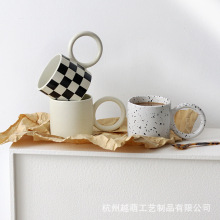 高级感小众设计拍照美甲道具高颜值水杯情侣大耳朵泼墨咖啡马克杯