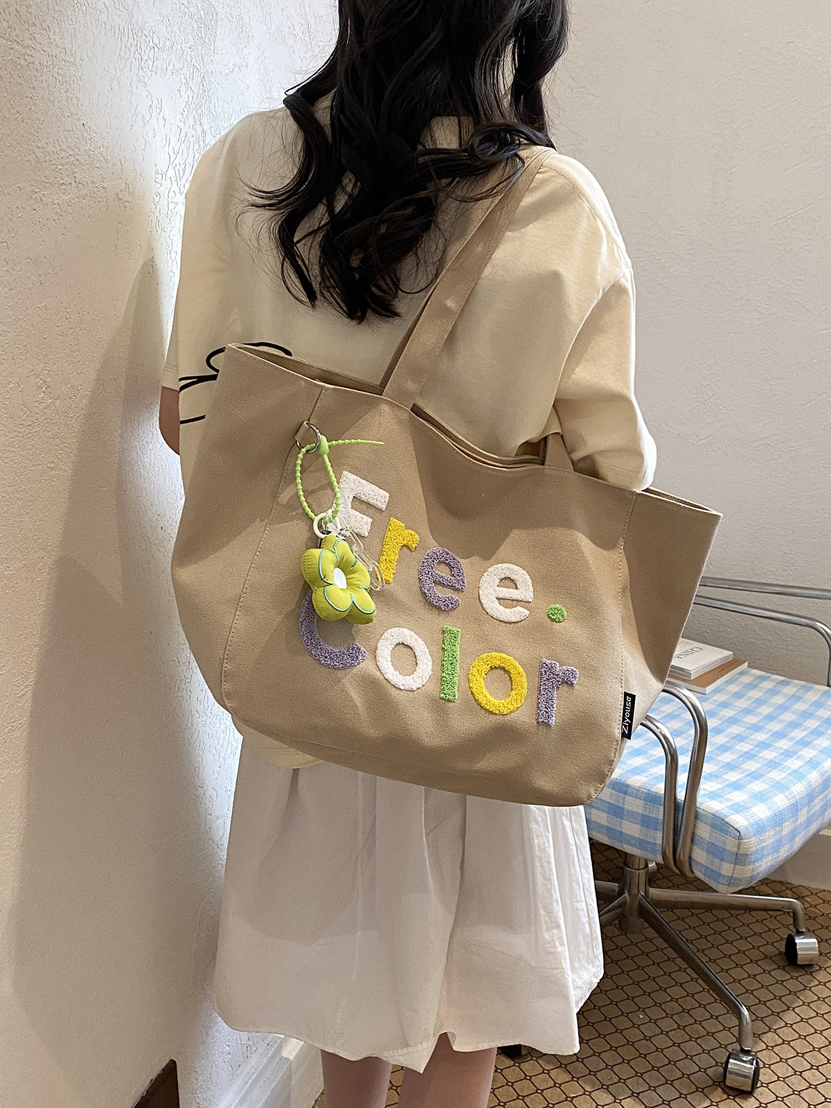 letras de color coreanas bordadas bolsas de lienzo de estilo estilo simple moda versátil bolsas de hombro para estudiantes