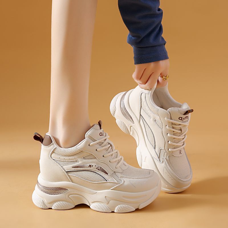 Inner realce zapatos de papá, zapatos deportivos casuales ligeros pequeños, zapatos de mujer de plataforma de todo fósforo de verano, zapatos blancos de red huecos