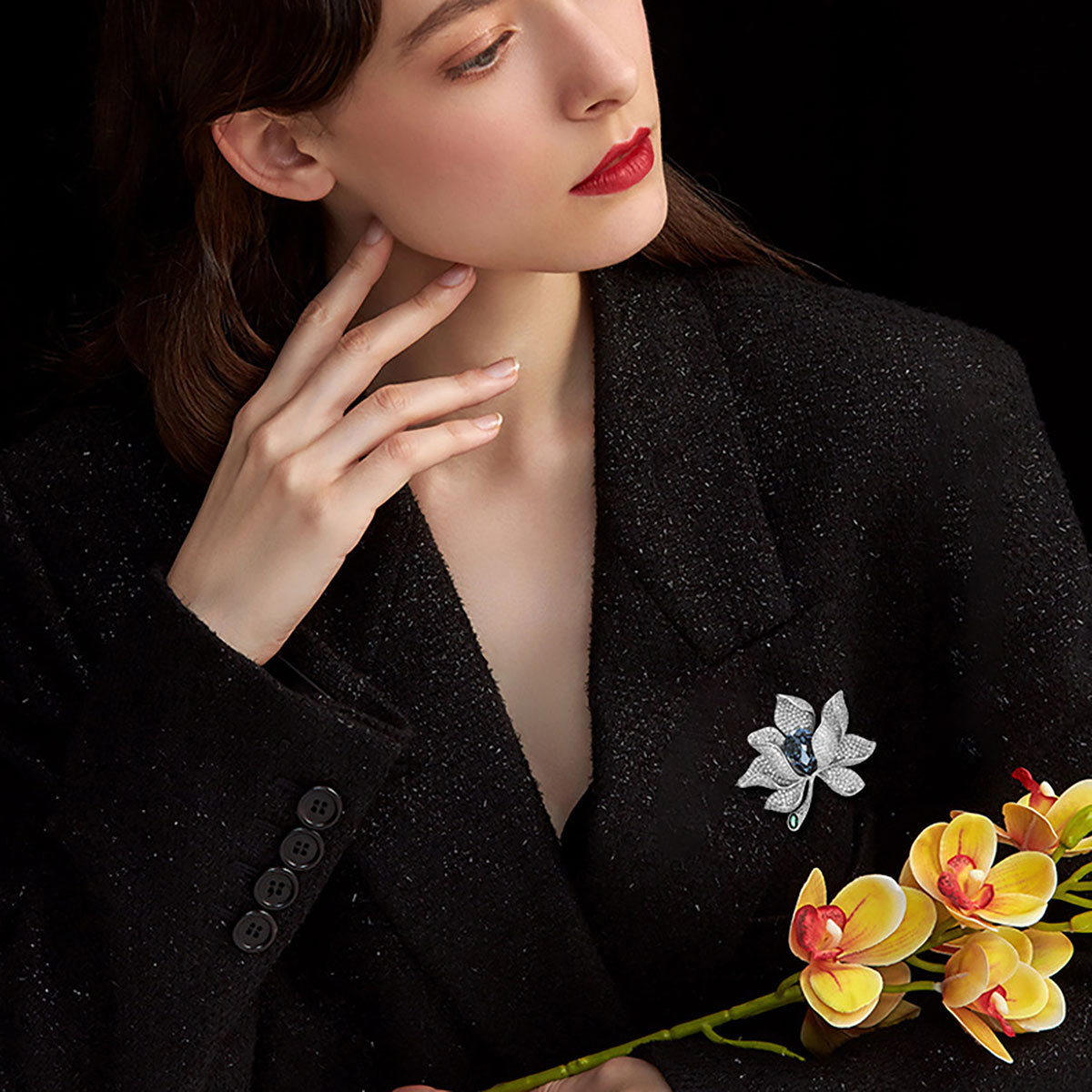 Dulce Pin Flor Cobre Embutido Cristal Circón Mujeres Broches display picture 2