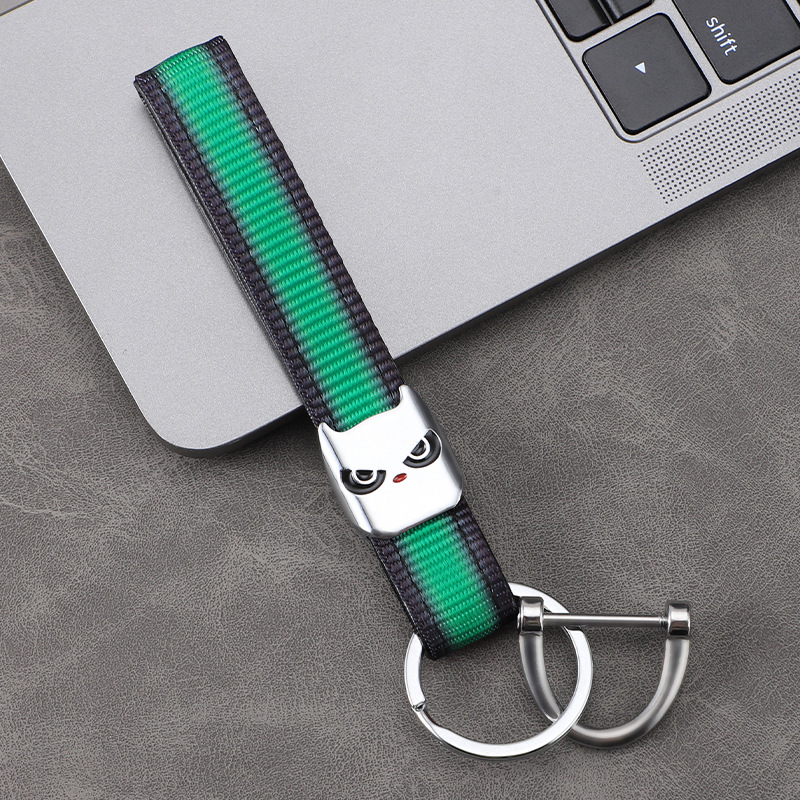 2024 nuevo llavero de coche de dibujos animados cuerda trenzada llavero metal aleación de zinc material colgante duradero a prueba de pérdidas