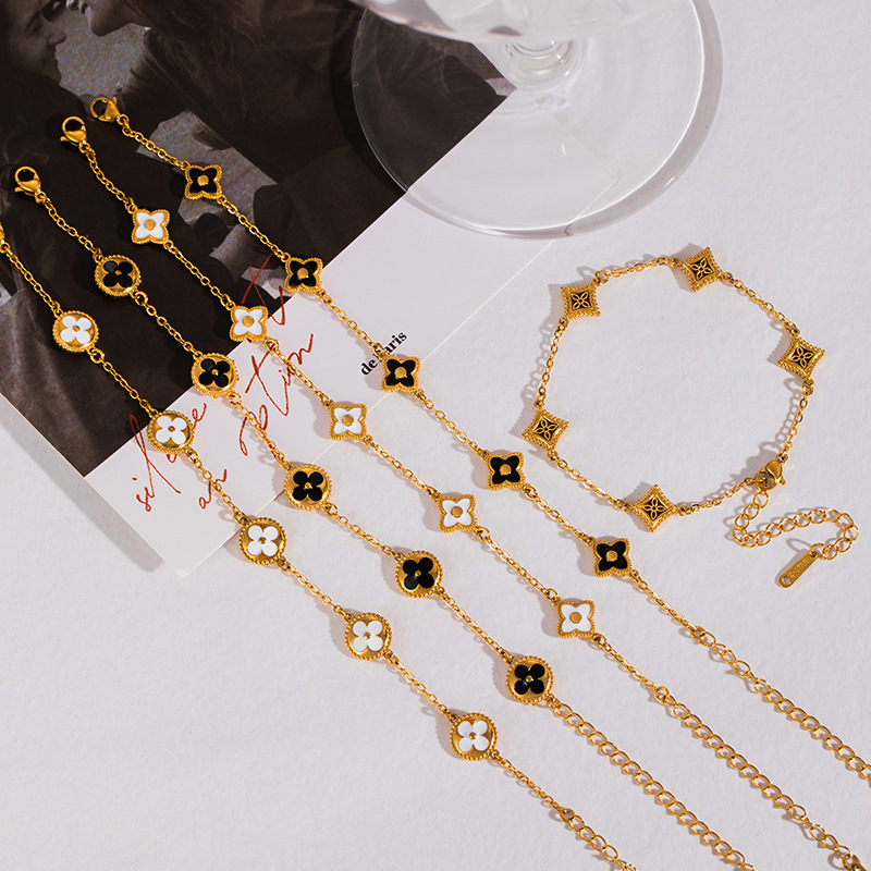 All-Over Titanium Steel Bracelet for Women, Gold Internet Celebrity Same Style, Exquisite Four-Leaf Clover Hollow Air Quality Stainless Steel Bracelet Wholesale