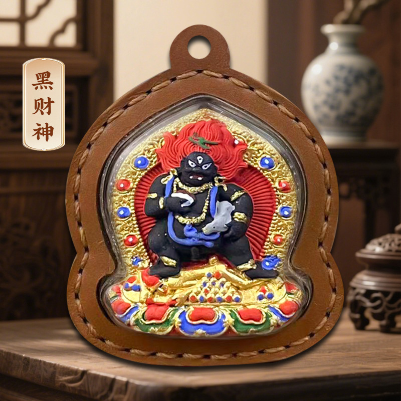 六臂绿度母五爷扎基拉姆黄财神皮壳嘎乌盒立体手绘擦擦唐卡吊坠|undefined
