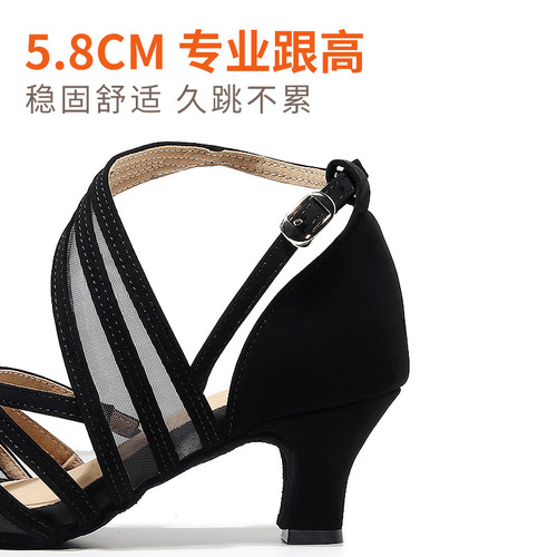 Wholesale Latin dance shoes for women adult dancing shoes with medium height square dance shoes soft bottom ballroom shoes moleskin sandals single shoes
