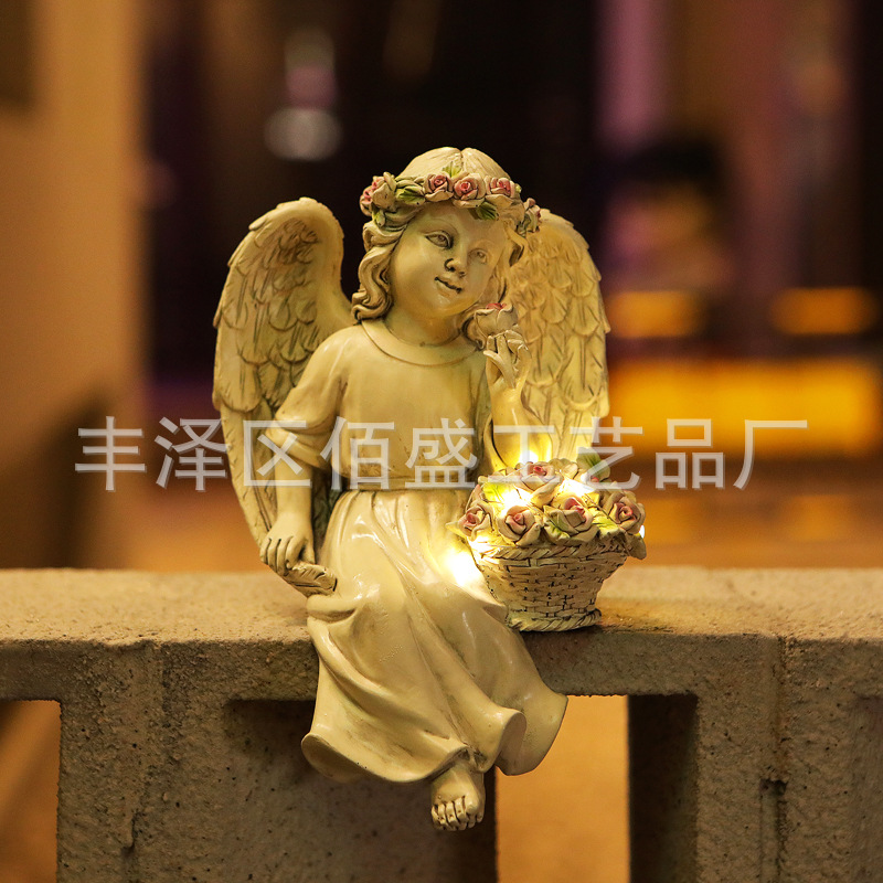 Cementerio transfronterizo Angel decoración césped al aire libre decoración de patio lámpara solar mesa Angel canasta de resina estatua