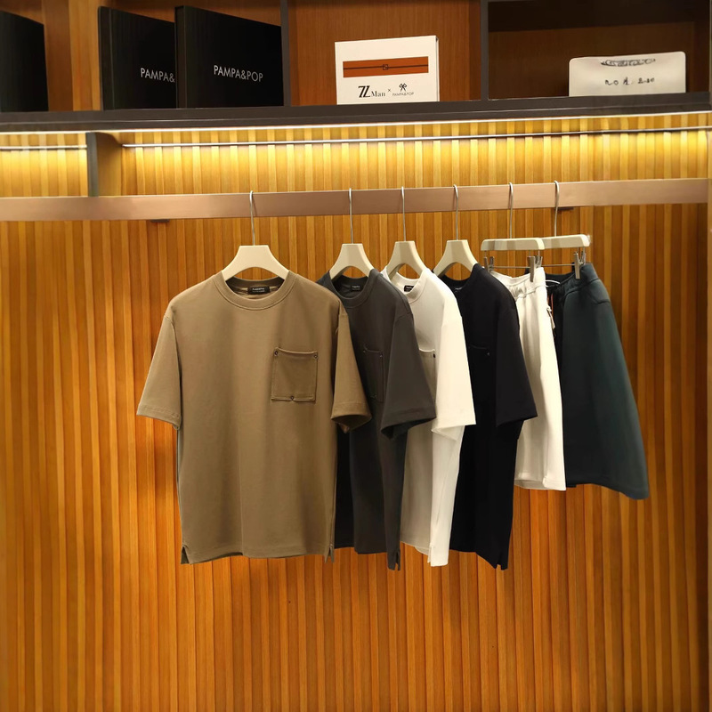 Light Luxury ~ BV Wind Pocket Rivet Design Short Sleeve Heavy Heavy High Street American Loose Summer Couple T-Shirt