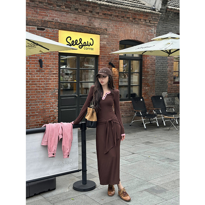 ZQ子晴 雾灰往事＇撞色拼接绑带针织连衣裙女秋季设计感修身长裙|undefined