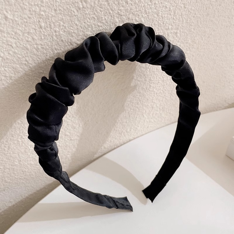 3 negro plisado (centro)