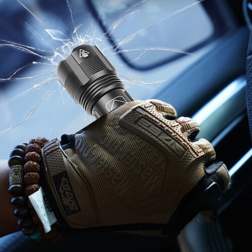 Cross-border new XHP50 strong light flashlight Outdoor self-defense aluminum alloy high-power USB charged flashlight P70
