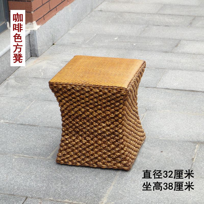 咖啡色方凳