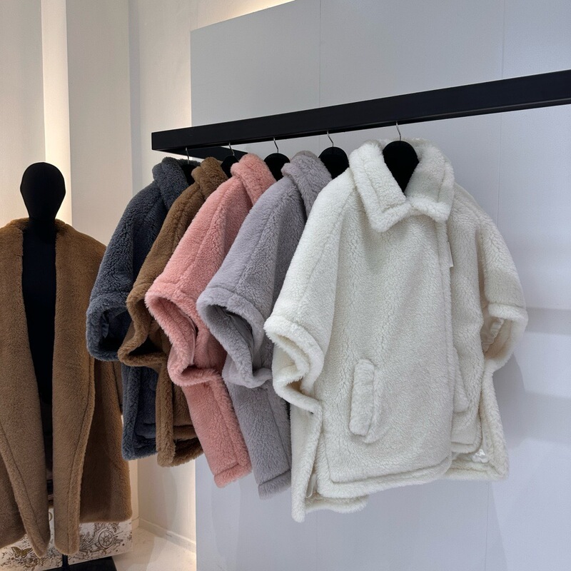 M's New Autumn and Winter Teddy Bear Cloak Jacket Is Warm and Fashionable, Versatile and Slimming Look Teddy Vest Women's Fur