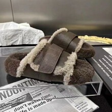 舒适高级感厚底外穿毛毛拖2025秋冬新款洋气学院风复古皮带拖鞋女