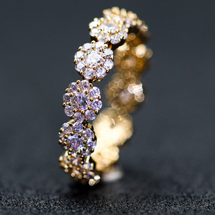 Cross-border wish Europe and the United States popular round diamond flower ring simple personality light luxury high-end ring ring